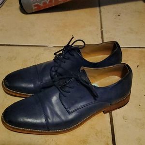 Mens shoes